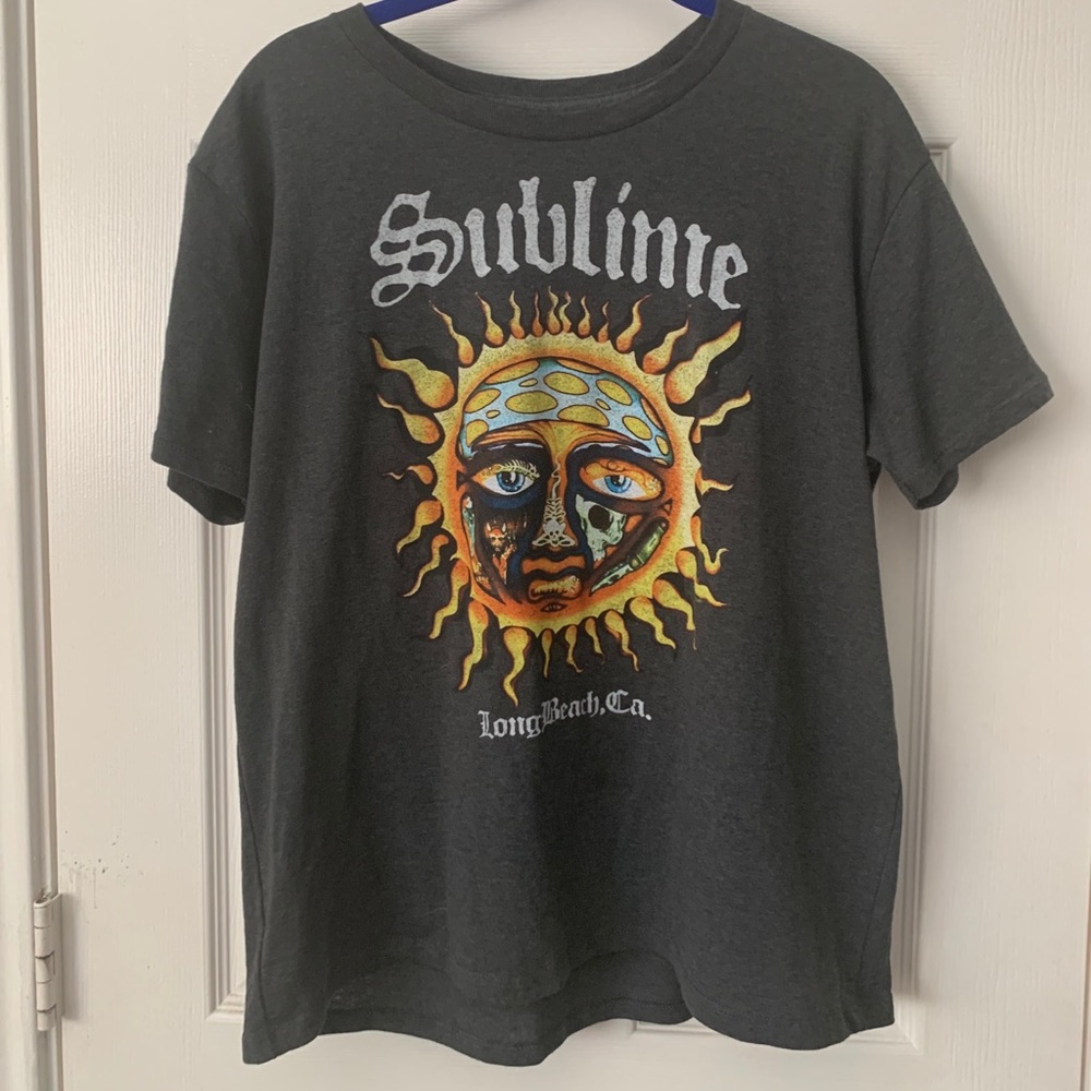 Graphic tee